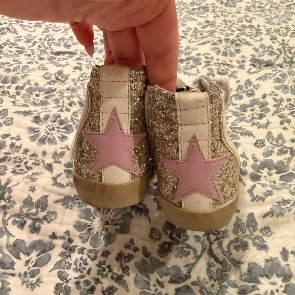 ShuShop Glittery High-Top Sneakers - Picture 3 of 5